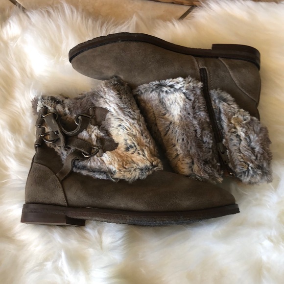 Johnston & Murphy faux fur suede boots - Picture 7 of 8